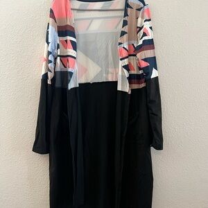 Geometric Patterned Black Cardigan